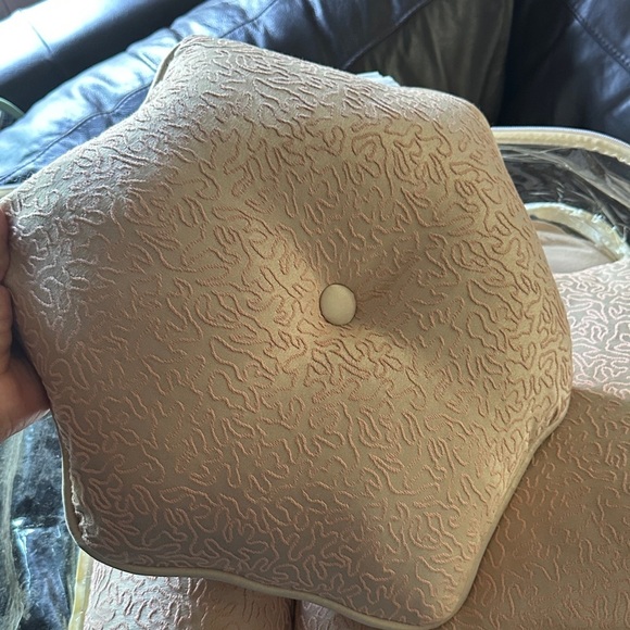 South Shore Isle King Coral 7 Piece Comforter Set - Picture 4 of 8